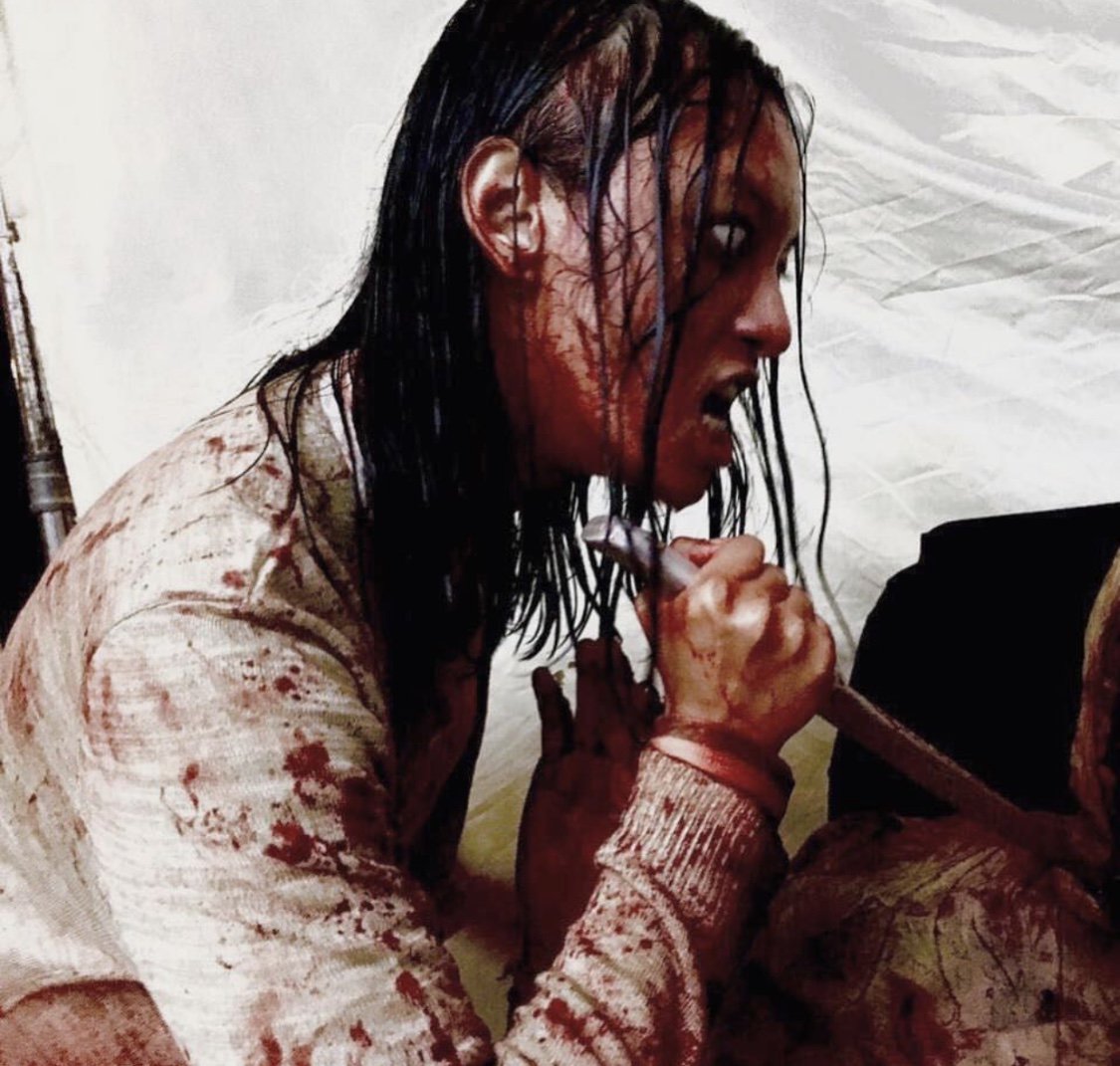 jokoanwar's tweet image. Sutradara harus yakin apa yang dia mau, tapi juga memberikan ruang kepada kru dan pemain untuk mengembangkan adegan sesuai skill yg mereka miliki.