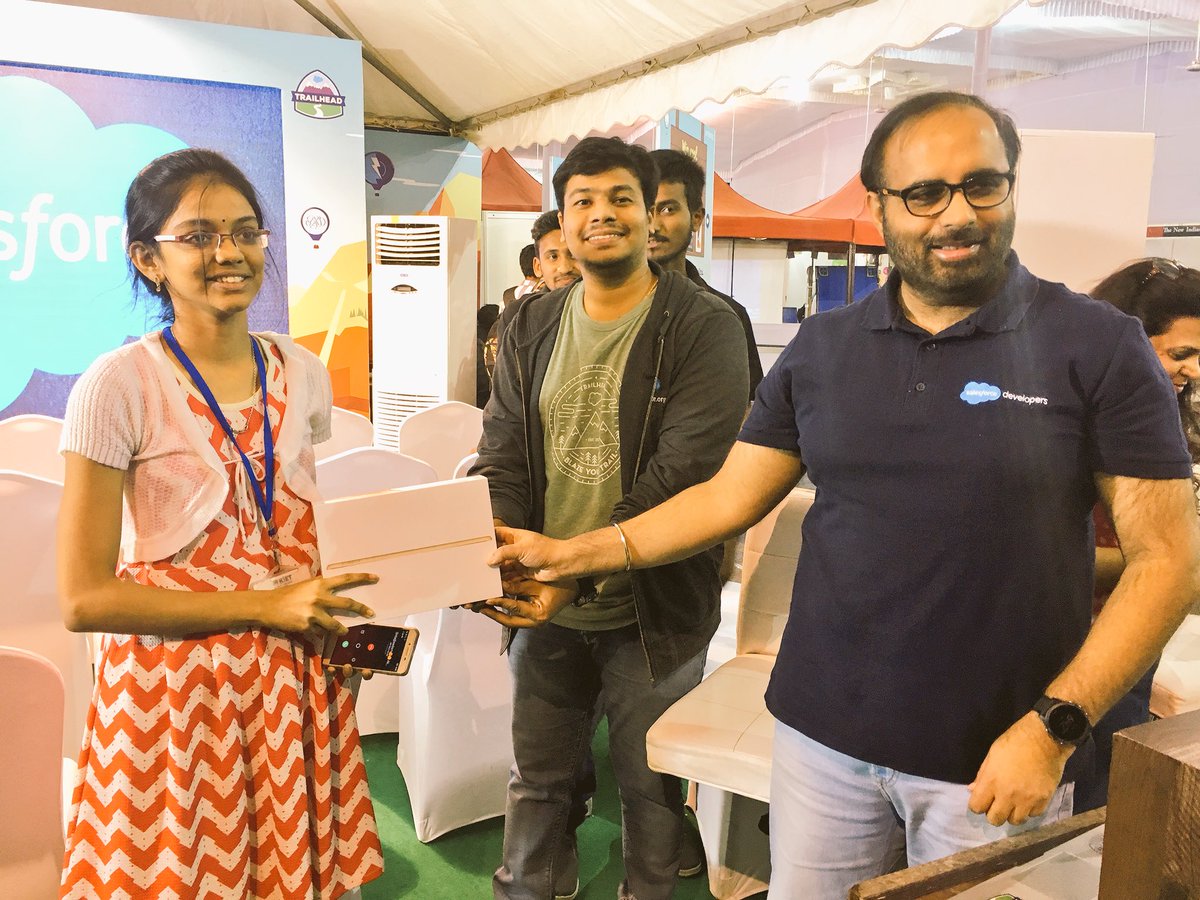 mittuvikas's tweet image. Day1 @ShaastraIITM And the lucky winner is @sravyapsl #iitmsfdc @SalesforceDevs @trailhead @SfdcKiran @shashforce @rajdeepdua