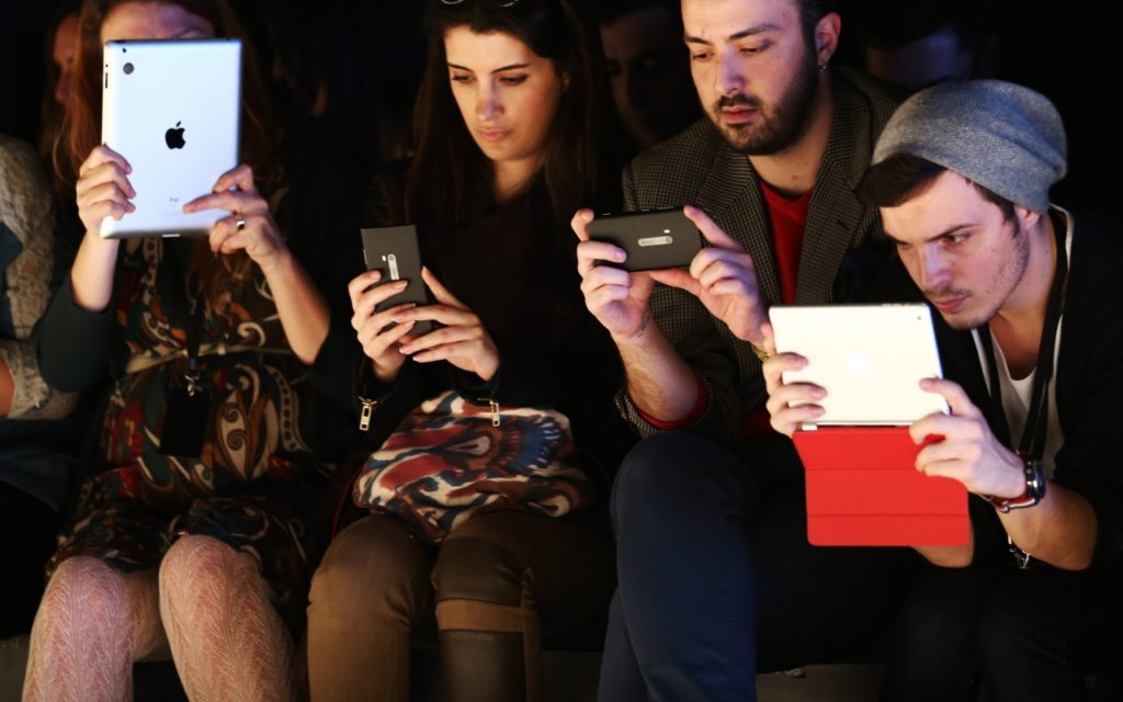 webdev_102's tweet photo. Design to Make Technology Human
#design #tech #technology #webdesign

https://t.co/saWiykTnMc https://t.co/Wakbz0ztjW #webdesignledger