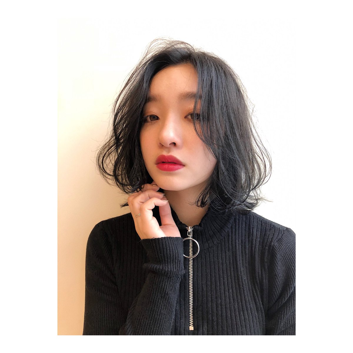 honochii0114's tweet photo. 2018年新たなスタートって事で
人生はじめましてのボブ☺︎

イメチェンだぁぁ！！！！
どうかなっどうかなっ https://t.co/LOqU4fJAia