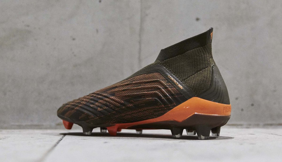 luketaylorfc's tweet photo. New Adidas #LoneHunter pack lead by the Predator. Olive trace/orange/black colour way. The pack is not gonna be worn by the brand’s leading players. A delightful design update on the newly released Pred. https://t.co/XV84daBegX
