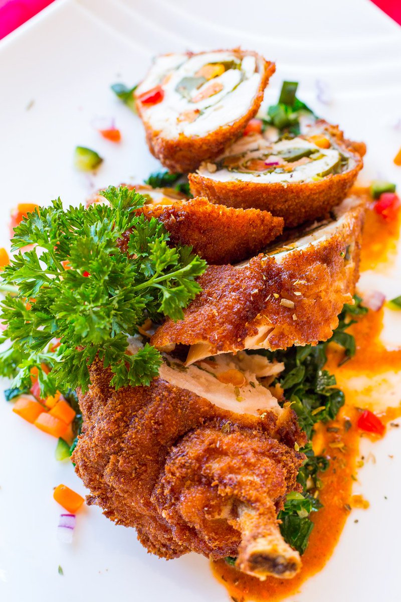 MASHPARKHOTEL1's tweet photo. What are you having for lunch? 
Pop in at #MashParkHotelNairobi and we'll have something delicious whipped up just for you.

Its a new year, treat yourself! https://t.co/SoTOX3GtIM
