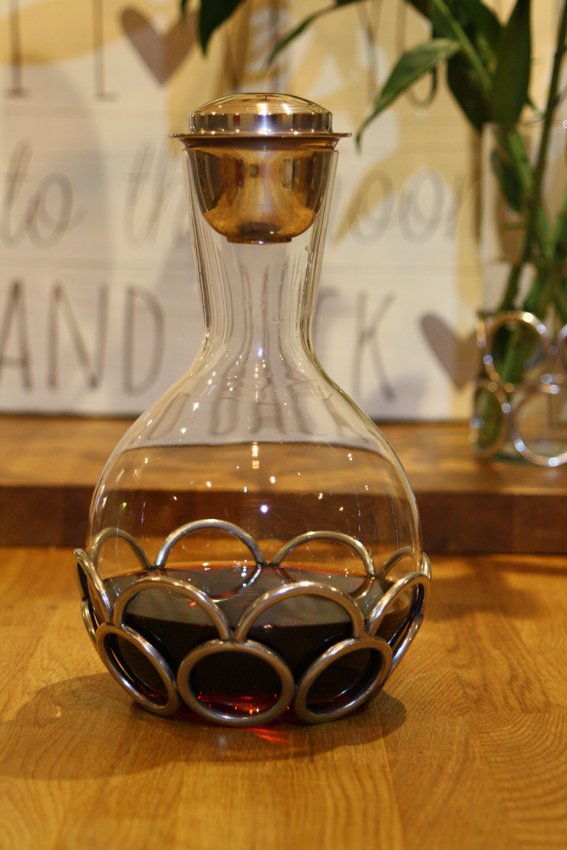 New for 2018.  Eternity collection.  Large round decanter #stylish #modern #unique #interior #style #beautiful #decanter #whisky #scotch #bourbon #jimbeam #glenfidditch #wine #winoclock #lovewine #lovedrinks #photooftheday #feelgoodfriday #englishpewtercompany