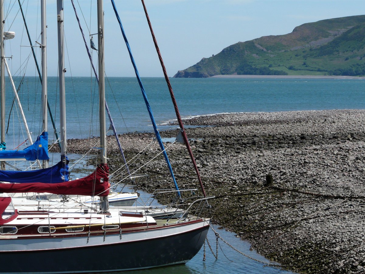 holnicoteNH's tweet image. There's a beach for every everyone and for every mood!