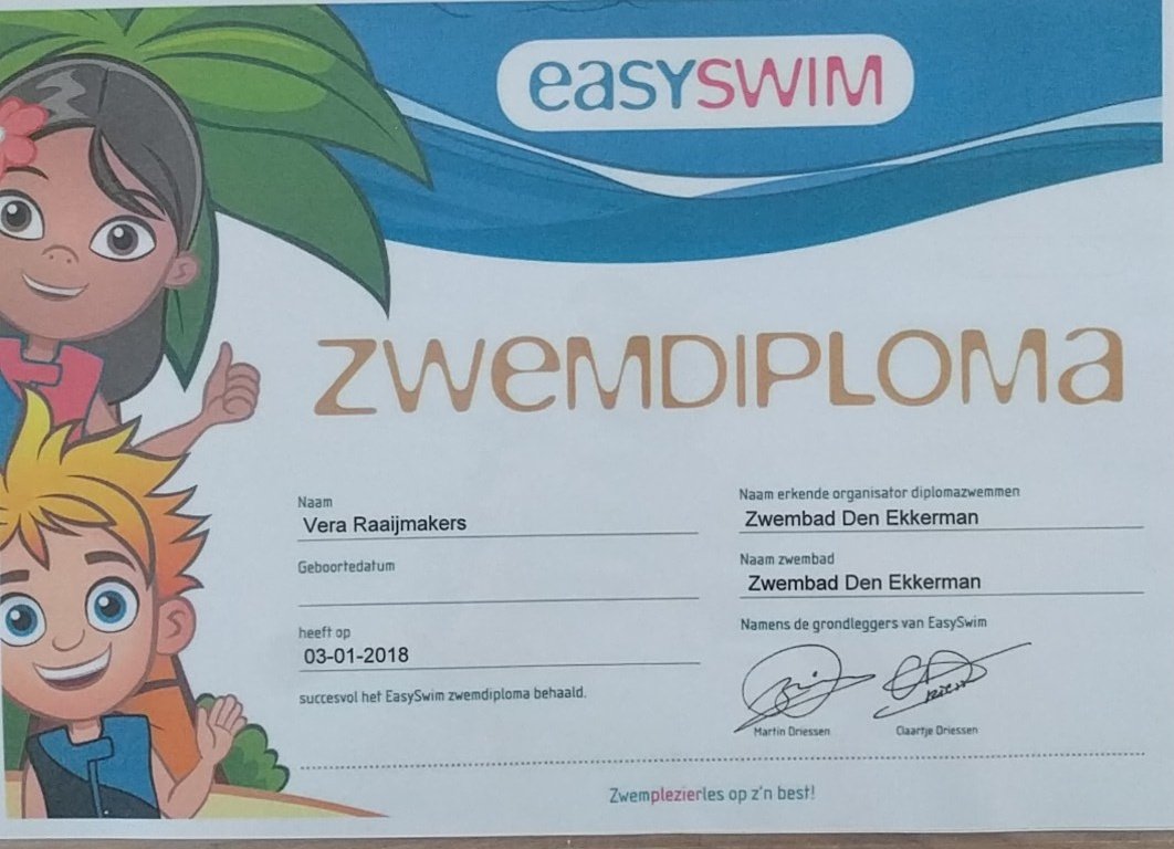 Het toekomstige nieuwe zwemdiploma waarbij de slagen meer toegepast worden op de dagelijkse praktijk is behaald. #zwemdiploma #aanrader