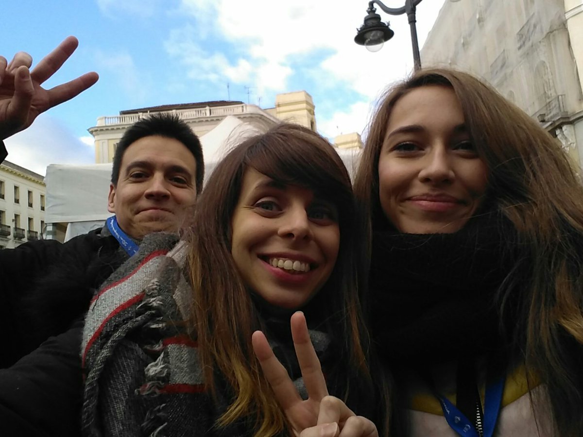 laliopardal's tweet photo. #conOSin con Aldeas en la Puerta del Sol. Empezamos!!! https://t.co/pGEuQfcD9O