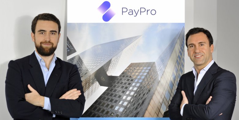 Referentes tweet media