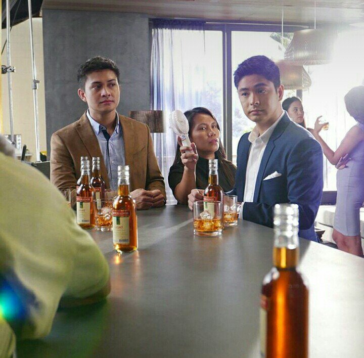 cocomartin__'s tweet photo. Behind the scenes of Emperador Bunso TVC | Photos from sir @mervin_lazaro
โ
โ
โ
@mr.cocomartin #cocomartin #lodingmasa #emperadorbunso https://t.co/AcbpOlYUxm
