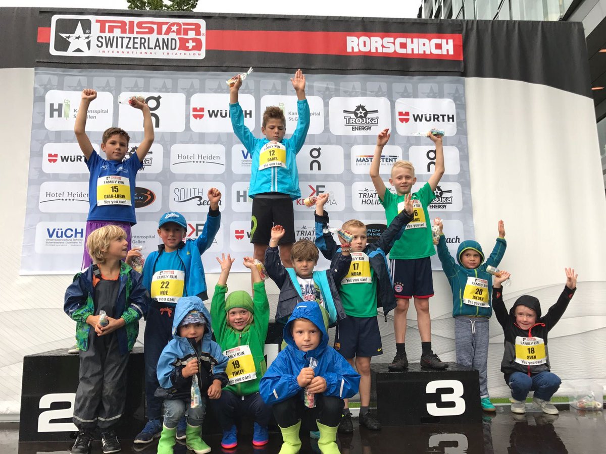 ⭐️TriStar Triathlon Series tries also to motivate children to get into Triathlon.  ⭐️Last year, we hosted a family run in #Rorschach. This year, we want to go further. More info will come soon! At what age did you start with #triathlon.
#TriStarTriathlon #swimbikerun #kids