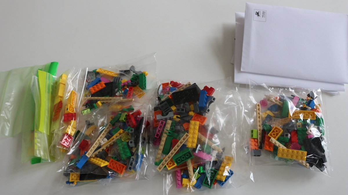 LabX_govpt's tweet image. @pmalta_pt @joaoraulfarinha ready for another #SeriousPlay workshop with @modernizacao_pt @LabX_govpt #InnovGov #Lego