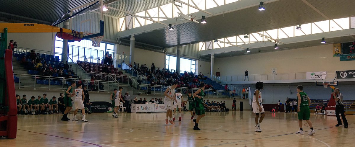cb_upla's tweet photo. Ya en juego la gran final del #TCV_U13. Todo un lujo en el Blas Infante de #Vera con @RMBaloncesto y @penya2005 ofreciendo su mejor baloncesto https://t.co/O7HkHCavDG