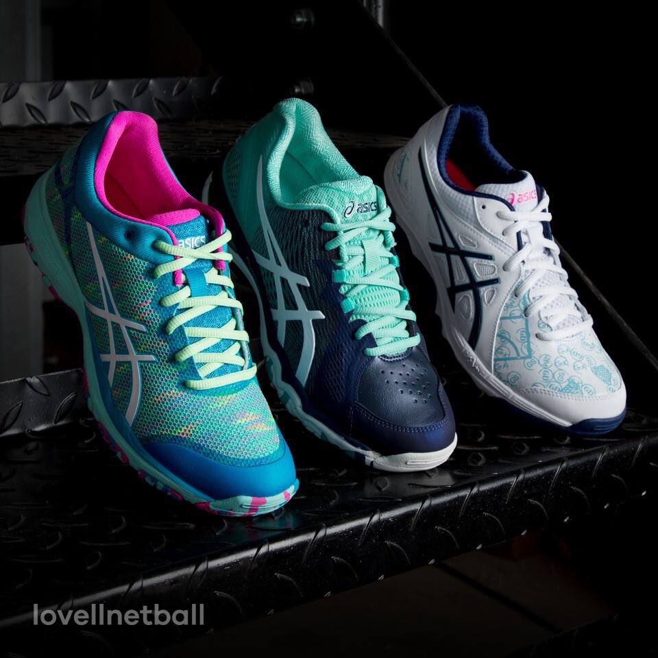 2019 asics gel netburner academy 8 netball trainers