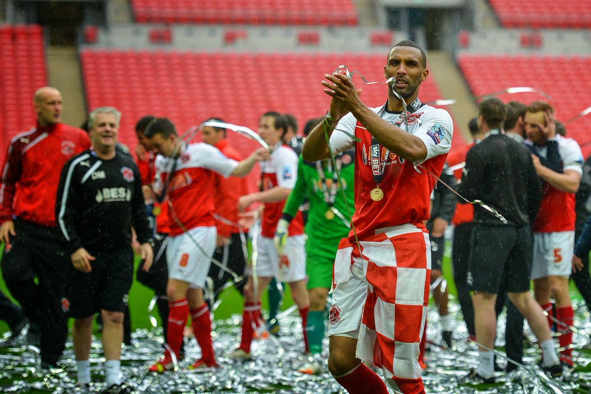 ftfc's tweet photo. 😁 | Happy 33rd birthday to #ftfc club legend, @Pondy6! 🎉 https://t.co/k0CNomW194