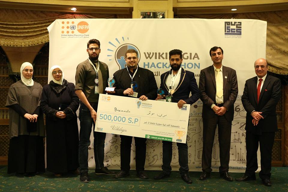 UnfpaSyria's tweet photo. When #Science and #Medicine meet #Technology
Congratulations to our winners @Wikilogia #Hackathon #SCS #SyrianComputerSociety who created a new device that can facilitate the rehabilitation of a injured movement organ
#MachineLearning https://t.co/0oSaZl2FFW