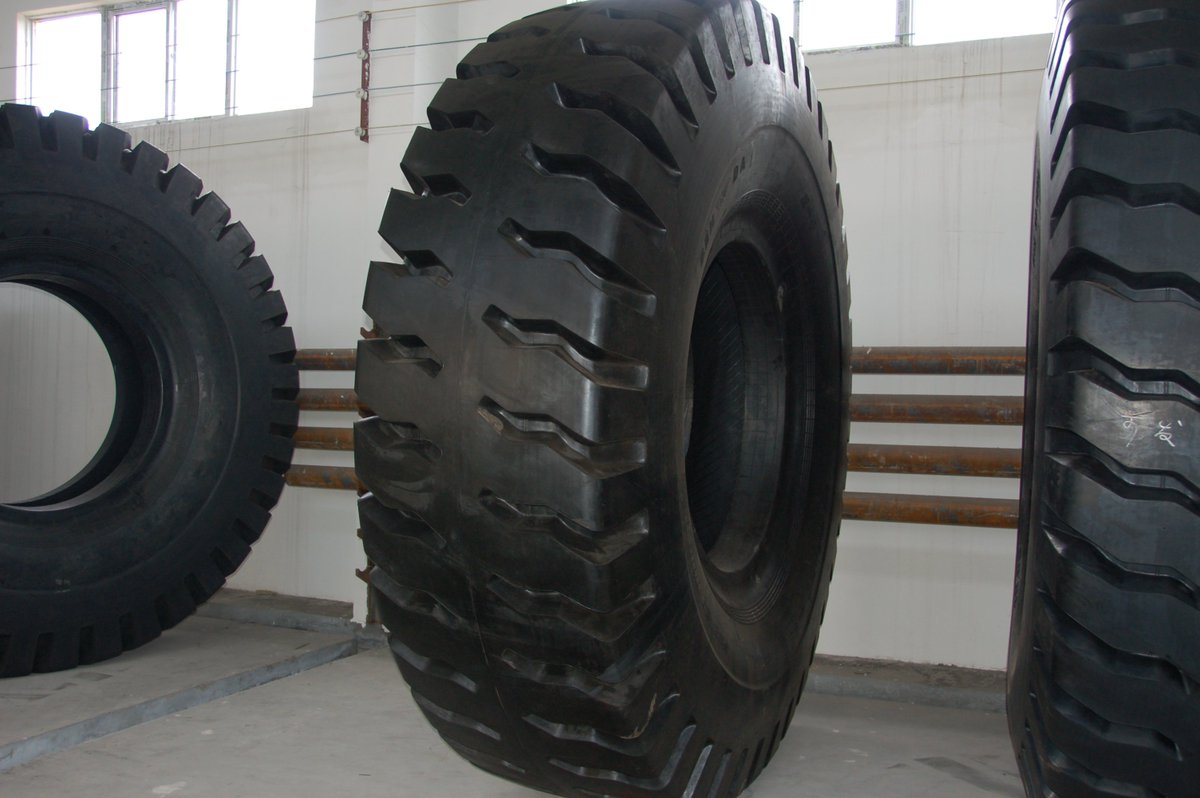 Baggerteile's tweet photo. Parts for #Mining #Equipment and underground Machines from Germany #reifen #Tunnelader so wie #bagger Kabine alles hier zu haben:  https://t.co/VrULh4ci81 https://t.co/AAKFtSLiyY