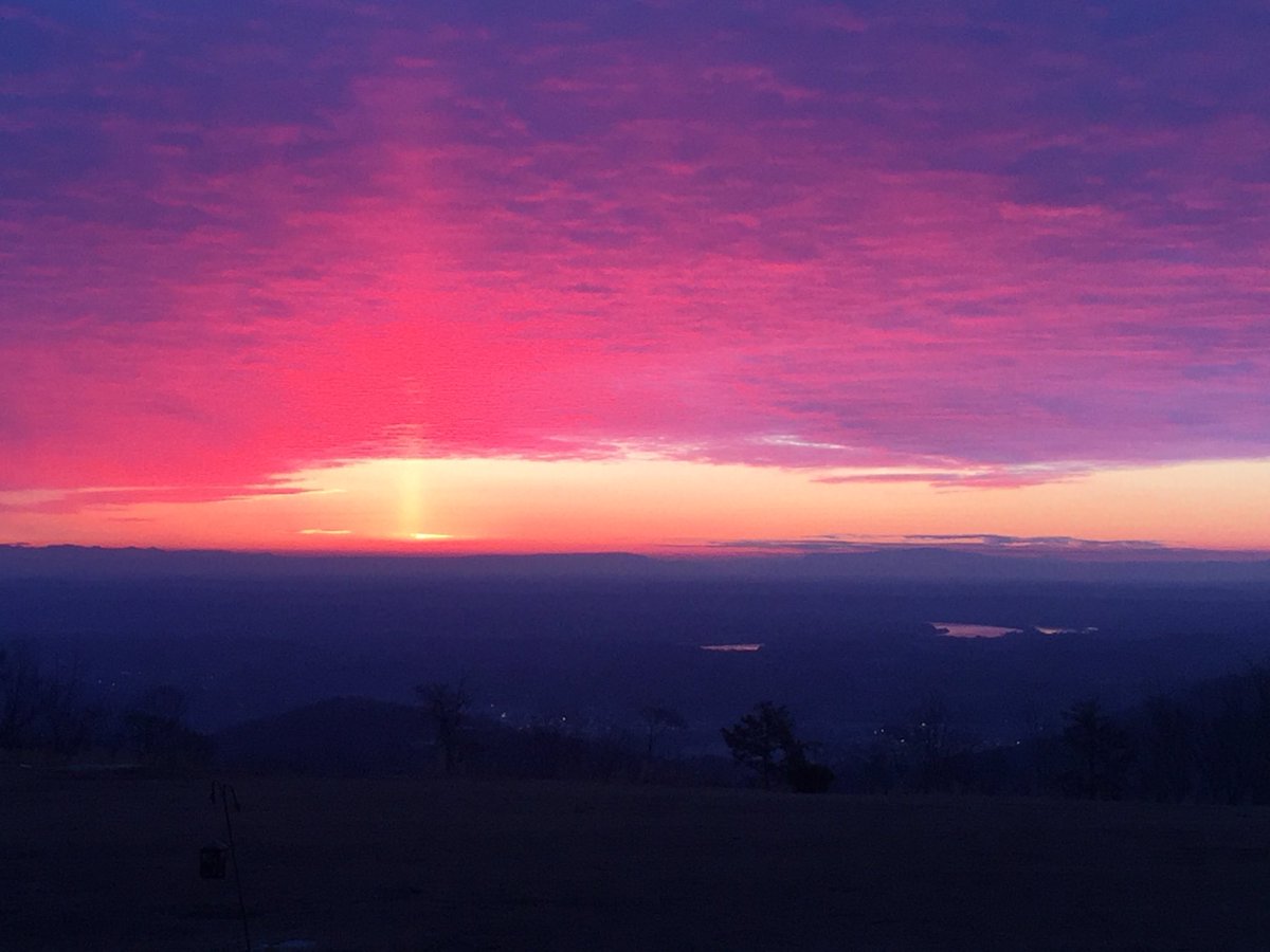 sanditrac's tweet image. Beautiful pink/purple sunrise this morning.