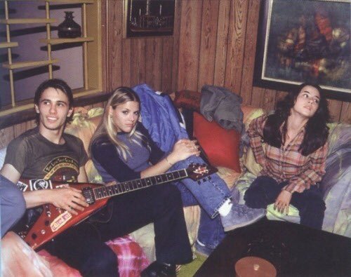 cuItcinema's tweet photo. behind the scenes of freaks and geeks https://t.co/kRL7beWnpR