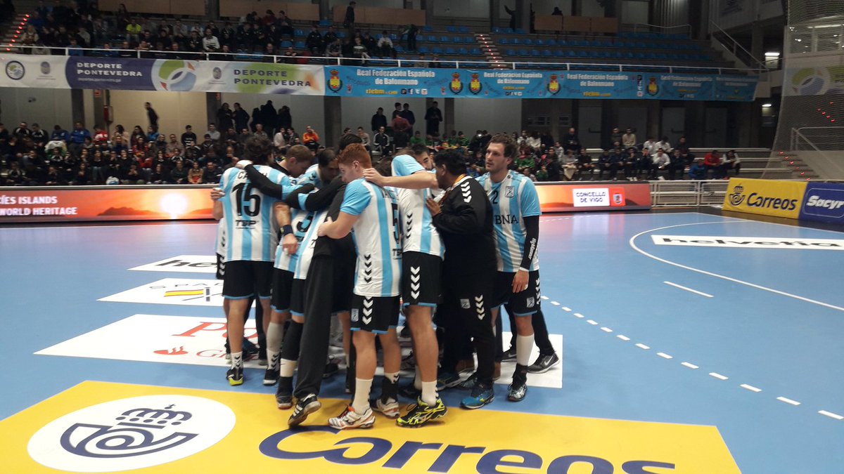 CAHandball's tweet photo. ¡TRIUNFO ARGENTINO!
🇦🇷🇦🇷🇦🇷 https://t.co/4IO5UofrRq