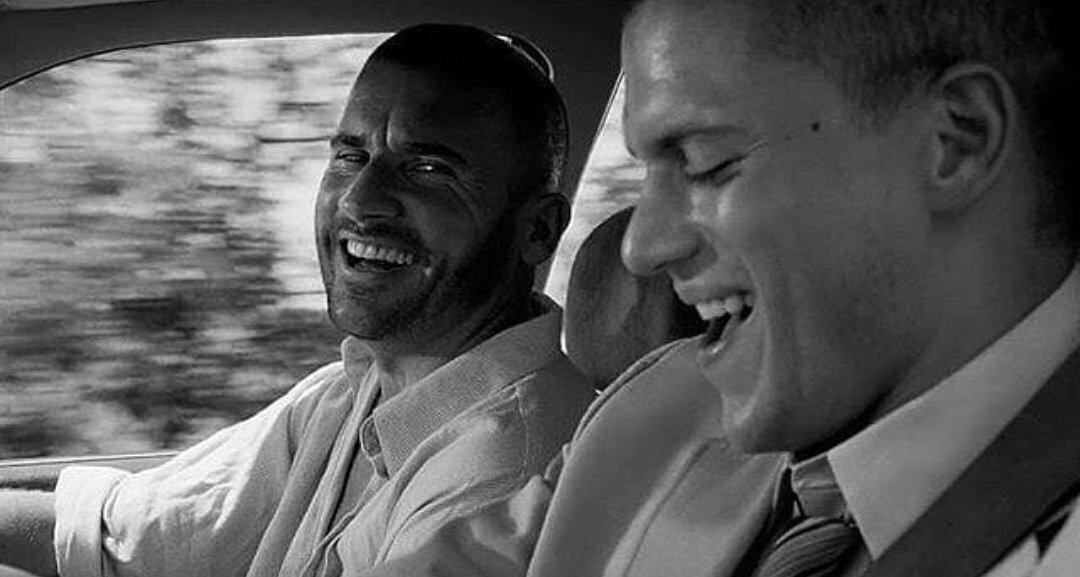 pbreakreturns's tweet photo. Your face when @PBWritersRoom confirms Season 6!!! #prisonbreak #prisonbreakseason6 https://t.co/4tuj4GAlcB