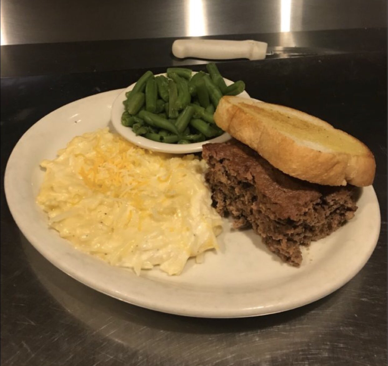 Coach’s Grill & Bar on Twitter