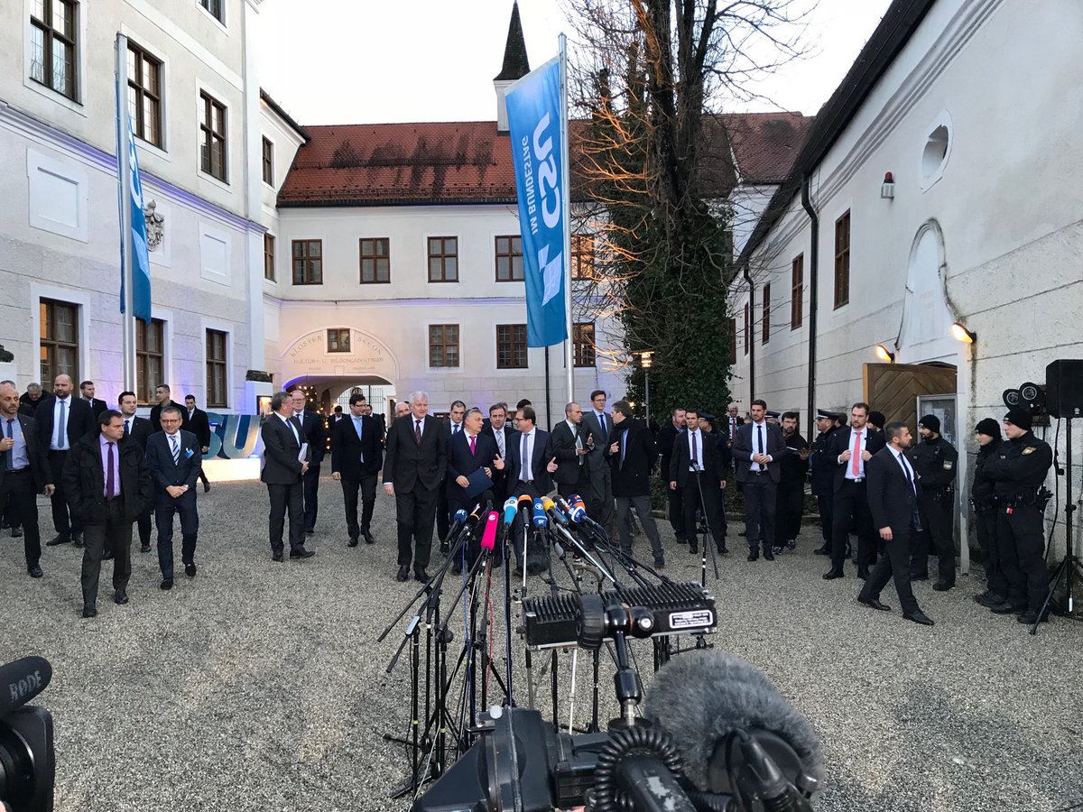 Die Frauen habe ich hier wieder mal rot eingekringelt, damit man sie schneller findet #Seeon18