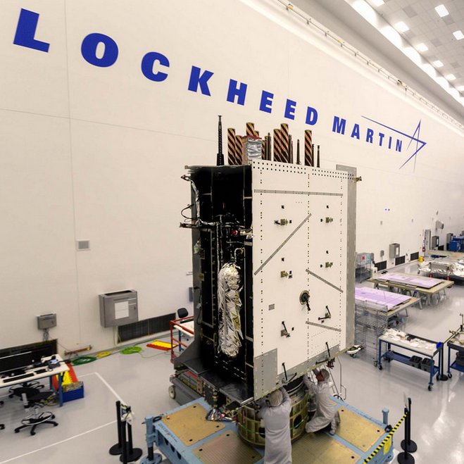 LockheedMartin's tweet photo. Dear, @GoogleMaps @Garmin and @Waze - you’re welcome. Love, #GPS https://t.co/N9ZtEqXn6p https://t.co/iC21WoLzJP