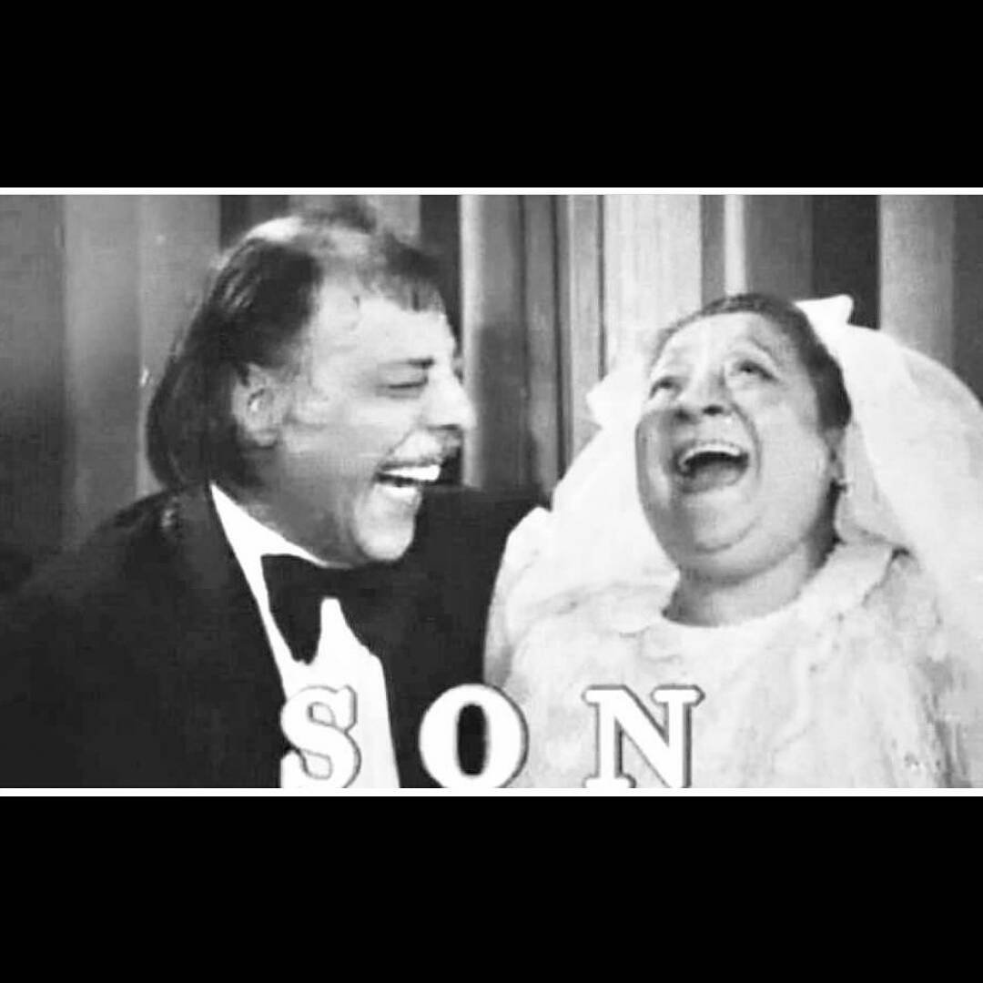 "Fotoğraflar anı ölümsüzleştirir, tek tek aramızdan ayrılan da olsa o fotoğrafta her zaman yanı başımızdadır ve bize hatırları 'Gülen Gözleri'dir."
Büyük usta #MünirÖzkul'a sonsuz saygıyla...