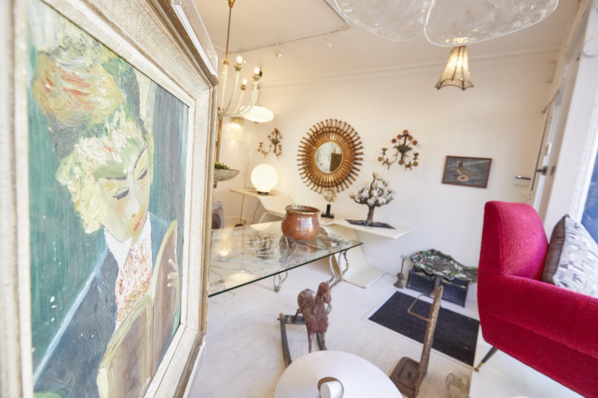 Dickson_Rendall's tweet photo. A New look for a New Year! #petworthhighstreet #petworth #interior #interiordesign #interiordesigner #interiordesigners #decor #interiors #interiordecor #designedinteriors 
- https://t.co/DCz27FnMfh https://t.co/ocQKjTQyNg