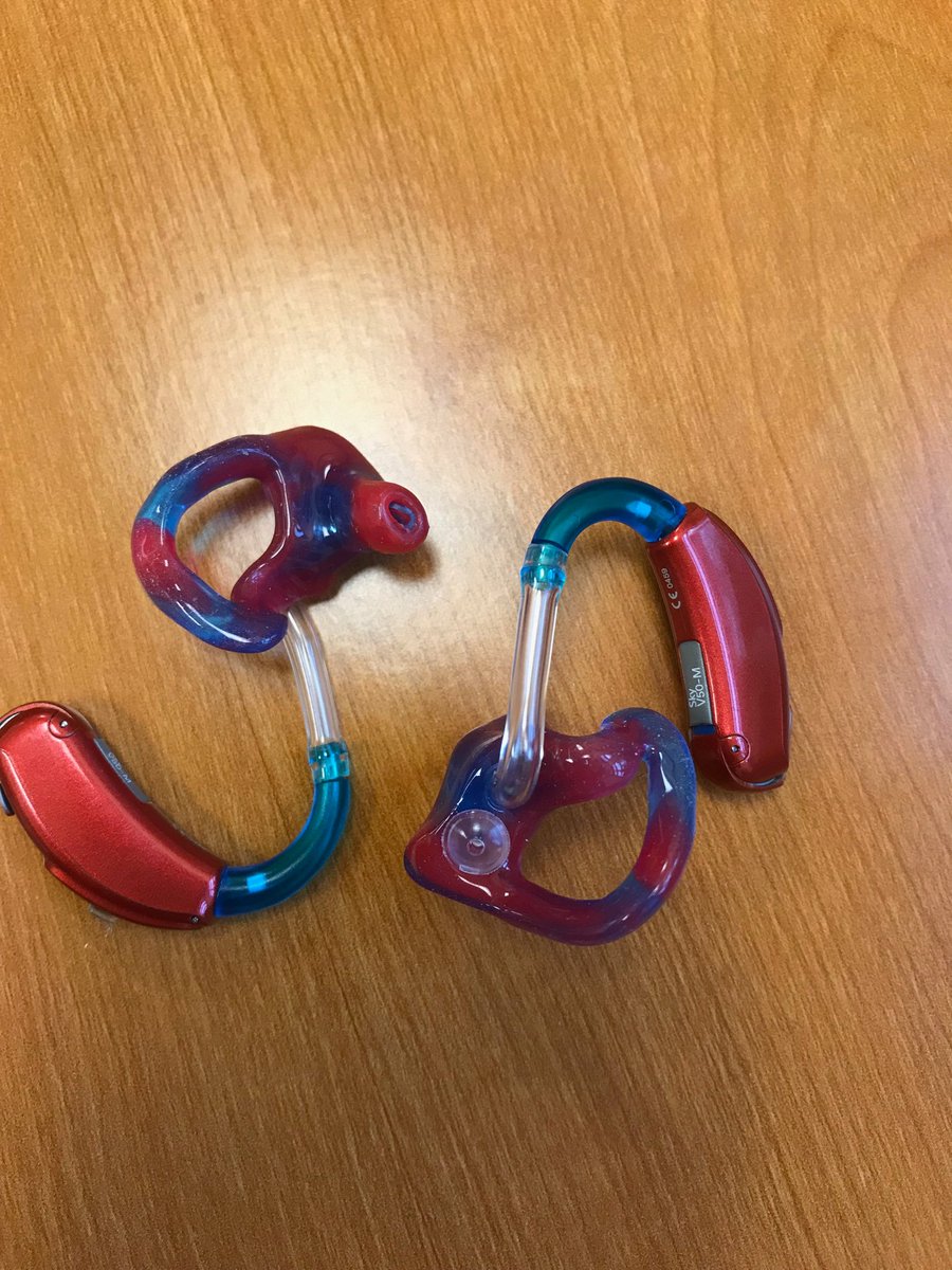 AudiologyForAll's tweet photo. This 14 year old girl has mad style. #hearingaidsarecool #stepupyourstylegame https://t.co/kpLp8L0D6O