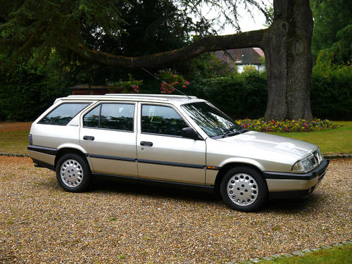 I tried to buy this Alfa 33 16v Sporwagon the last time it was for sale. Always loved them and this one has only done 45k miles cherubautos.co.uk/used-alfa-rome…