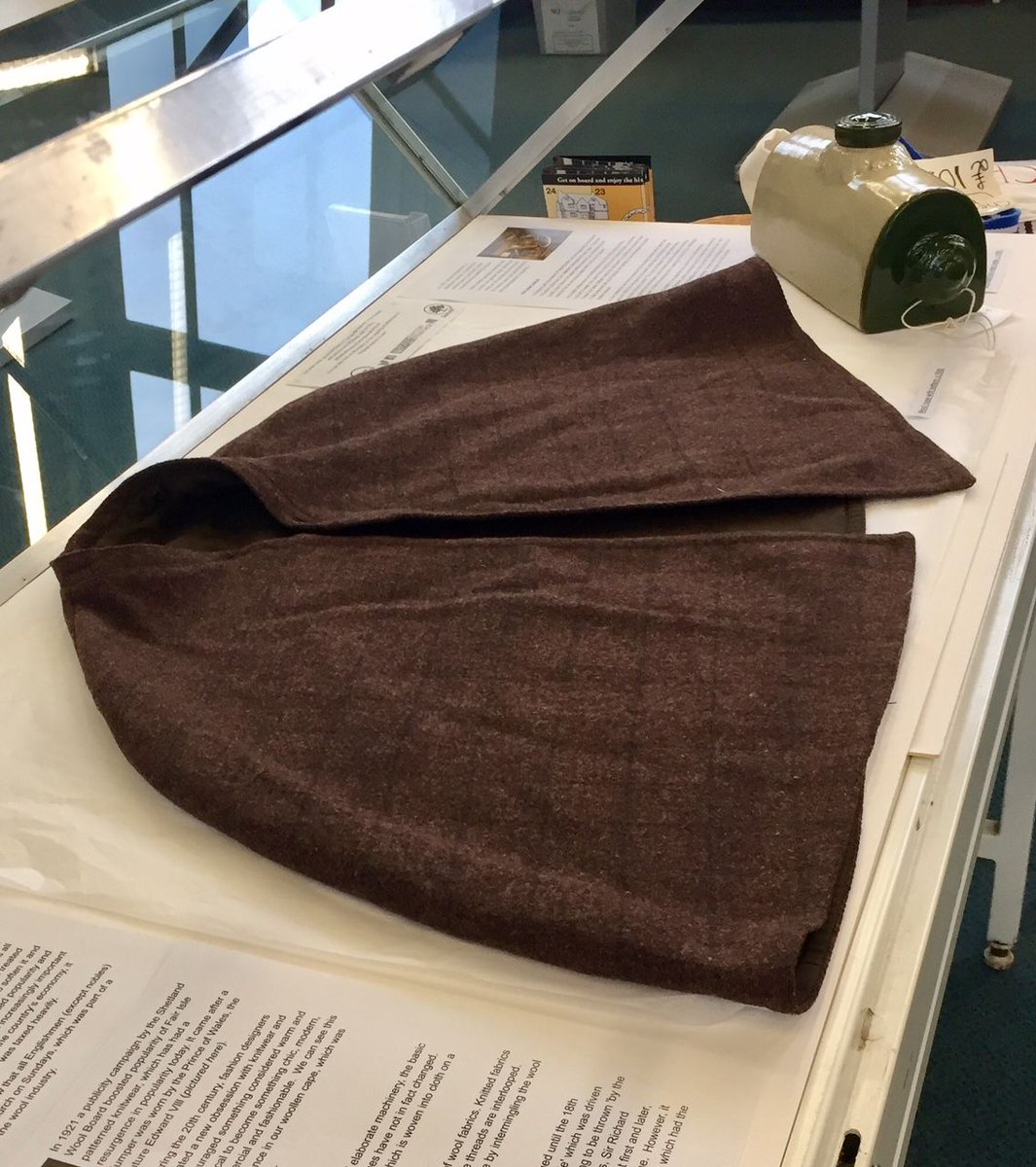 SuttonLibraries's tweet image. Our #objectsofthemonth for January are ways to keep warm during the cold season:

socsi.in/wA0iL