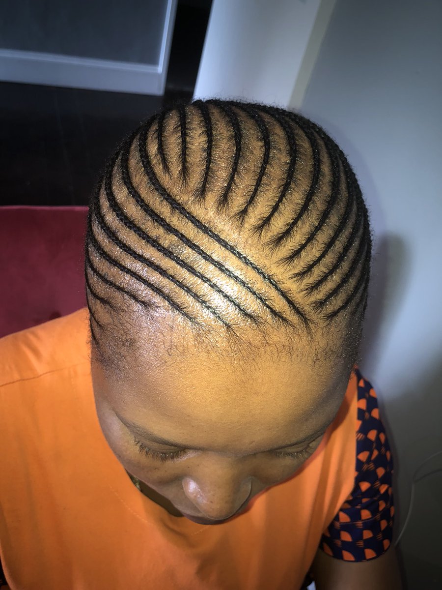 ZarLushh's tweet photo. Start the year off looking gorgeous!
Zarlush braids from R250
#BraidsByZama #BraidedByZama #Hair #Braids #BraidsStyles BraidsOnFleek #BraidedHair #NaturalHair #Cornrows #CornrowsStyles #CornrowsOnFleek #Hair #Zarlush #Unisex #BeautyBar #BlackOwned #SupportBlackBusiness #Parkhurst https://t.co/Nh8YTDUiwp
