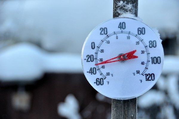 BooysActionAuto's tweet photo. Car struggling or slow to start lately?  In these low temperatures a weak battery can leave you stranded in the cold.  Let us test your starting and charging system and get you where you need to go this weekend!

#OwenSound #GreyBruce #ColdWeather #Winter https://t.co/xJqWQYG0bk