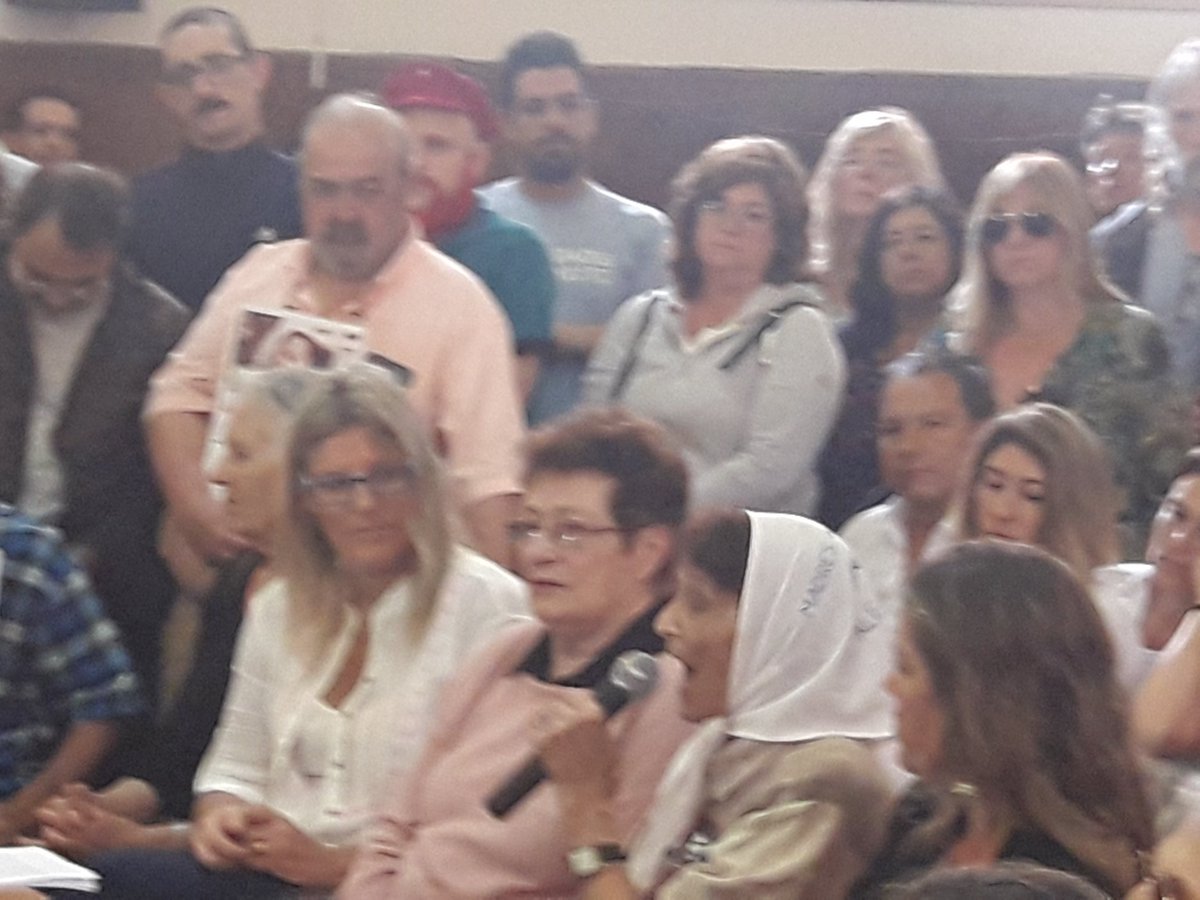 RoxLefayt's tweet photo. CONFERENCIA DE PRENSA DE LOS ORGANISMOS DE DDHH Con Taty Almeida, Nora Cortiñas, Lita Boitano y, Rubén Lopez https://t.co/BxtczsxcG4