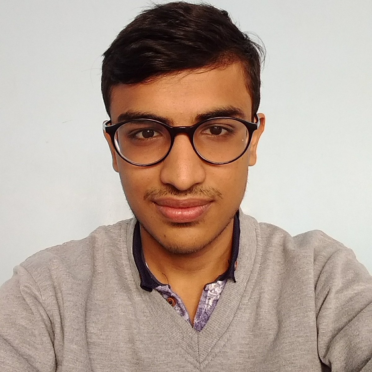 mrmjoshi26's tweet photo. #NewProfilePic https://t.co/ZyjfSD1yFl