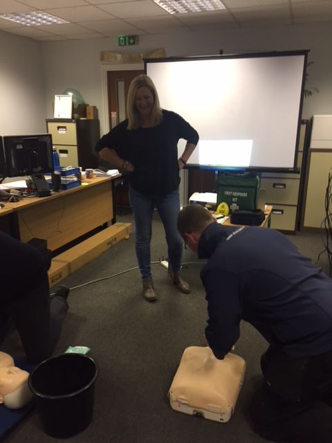 HandlngConcepts's tweet photo. First Aid Training for the team with Jess Huxley, F1irst Aid Training.  Thorough, fun and effective.  Thank you, Jess. https://t.co/hXoapsgxeT