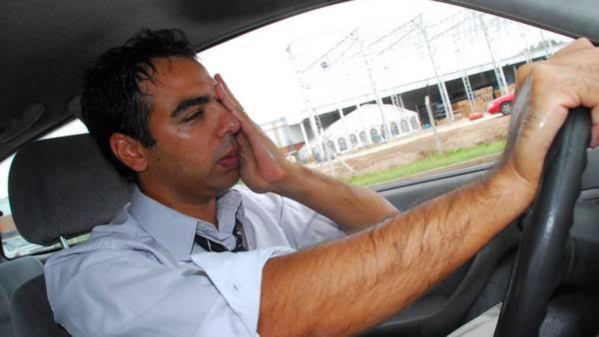 Esccapvial's tweet photo. Conducir con 30¤🔥dentro del auto tiene efectos semejantes 0,5 de alcoholemia.
Consejos:
#Hidratate💧
#EvitaHorariosPico🚐🚙🚚🚛🚗
#ProgramáDescansos💆
#NoUtilicesOjotas
#UsaRopaSuelta👕
#NoUsesElTechoSolar
#CampañaFelicesVacacionesChaco
#EstamosParaCuidarte
#Colaborá https://t.co/sMuHaUN0mR
