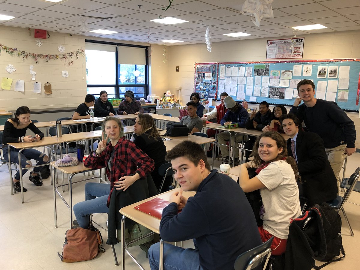 SwindlerMartha's tweet photo. @meg_BPS My seniors were here with smiles on their faces https://t.co/MgwX4Fw4EX