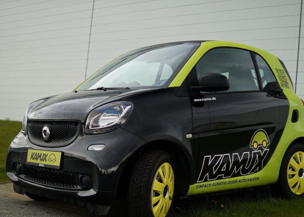 Irgendwie fand ich unseren Kleinen ja recht schick damals... :) #parkplatzwunder #stadtflitzer #smart #452 #smartfortwo #smart42 #kamuxway #elmshorn #hamburg #smartcars ift.tt/2Eb1aRO