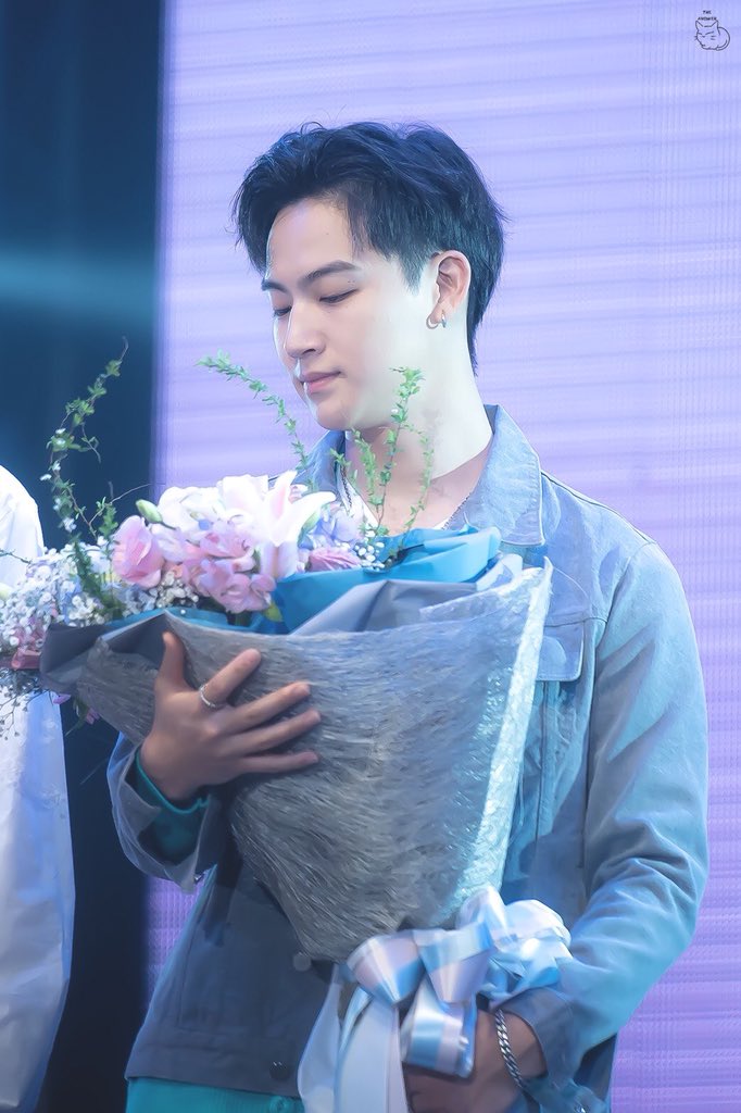 T_MB9397's tweet image. 🎂 HAPPY BIRTHDAY JB 🎉🎉🎉
#ChicAndSexyJBDay #JB