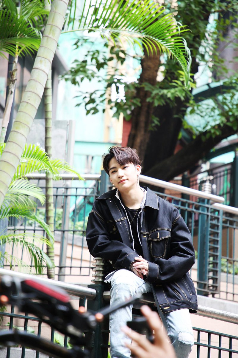 GOT7_pics_'s tweet photo. [✿] – Jaebum
#ChicAndSexyJBDay https://t.co/uzfATJX5gh