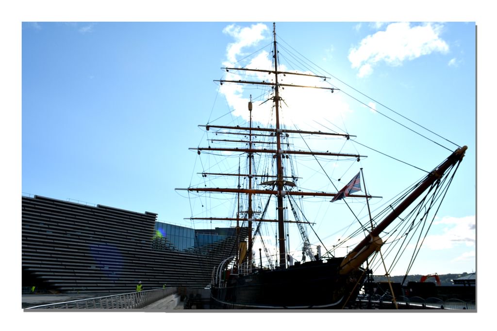 GoIndustScot's tweet photo. On the 12th day of Christmas #MuseumsGaveToMe @DiscoveryDundee, an iconic and inspiring piece of Dundee's heritage, taking pride of place on the waterfront #GoIndustrial https://t.co/nhmX9EXgDi