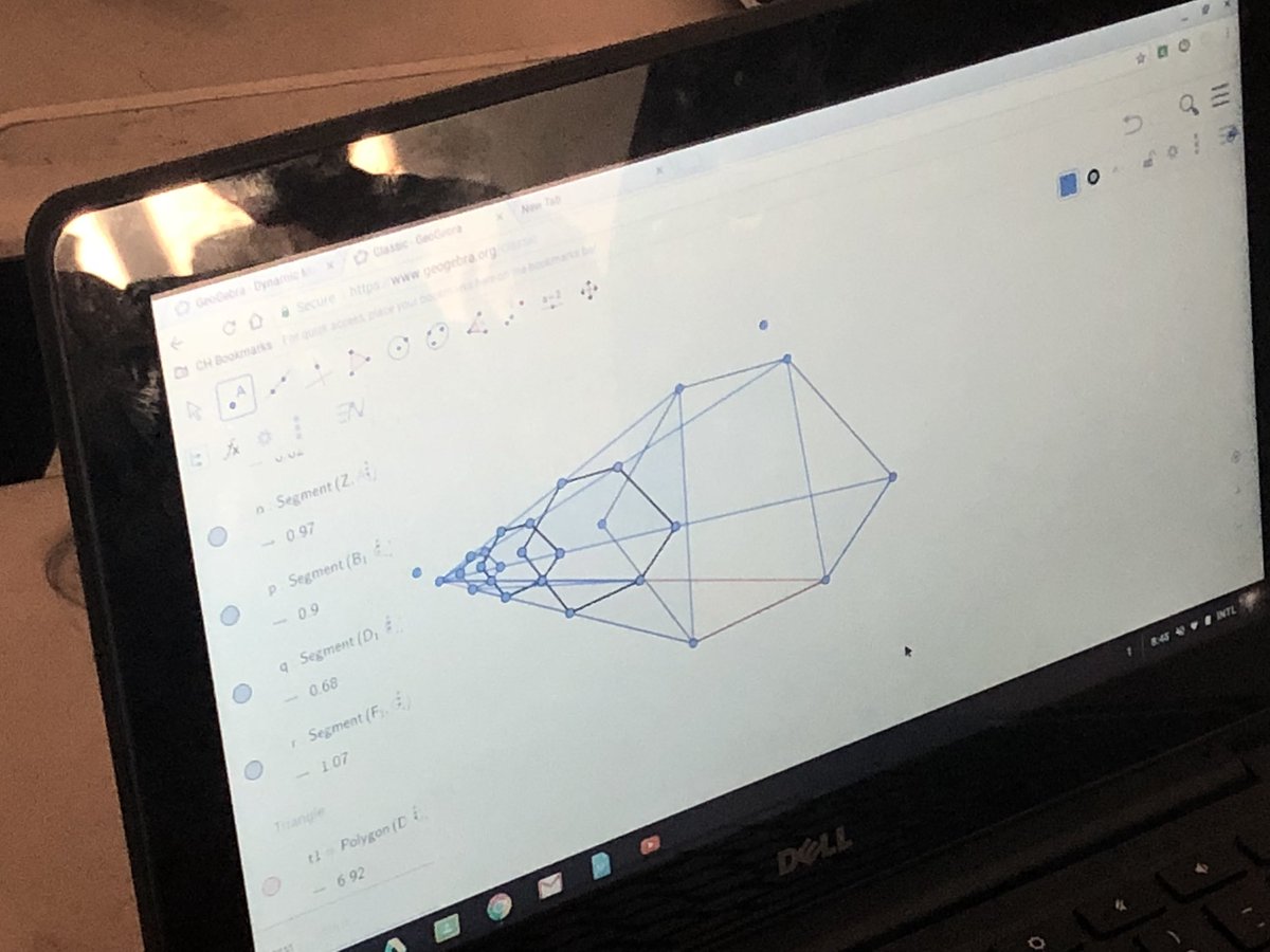 BoundsofoutMath's tweet image. Geometry class exploring artistic ways to put similarity / dilation to use.  “What is we wanted to build a tunnel” was my initial prompt after showing #geogebra basics.  #mtbos #iteachmath #iExplore #STEAM