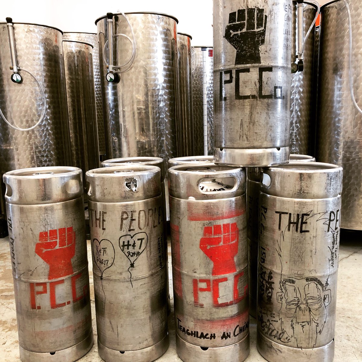PeoplesCiderCo's tweet photo. You know your week got away from you when your in the kegs on Friday morning! Will see those who didn’t give up drinking for the new year at 4:00 🍻 #ciderlife #cidermaker #diycider #ciderpunk #workingclass #michigancider https://t.co/gmJkRLykwc