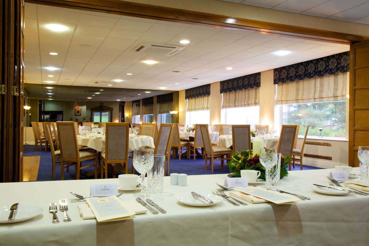ScarcroftGC's tweet photo. Put an end to dull meetings, from air-conditioned rooms as well as extra facilities to give your 'get together' the wow factor #golflessons #swinganalysis #professionaltalk #findoutmore https://t.co/aNC37numfu https://t.co/0gbFDf9RM9