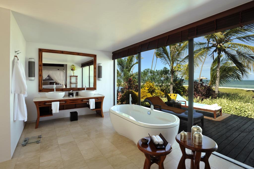 zanziplanetours's tweet photo. Book our Special 05-star 07 Night Deal in #HalfBoard for 🇹🇿️ #TheResidenceZanzibar from only $ 1617pp! Complimentary Kids Stay + FREE upgrades included. Enjoy Free non-motorized water sports activities.
https://t.co/8BfwUf68SP | zanziplanet@gmail.com | info@zanziplanet.com https://t.co/p5dYzhRYCa