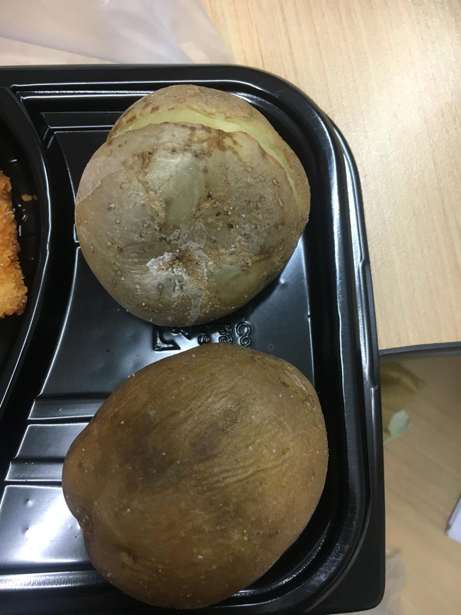 BerthiLo's tweet photo. Para completar! Las papas de la nueva frischuleta vinieron podridas 😠 es una falta de respeto! @sicsuper @frisbylohace ¡Pésimo servicio de @frisbylohace @ComoyCuento https://t.co/Hh3uX8y6I4