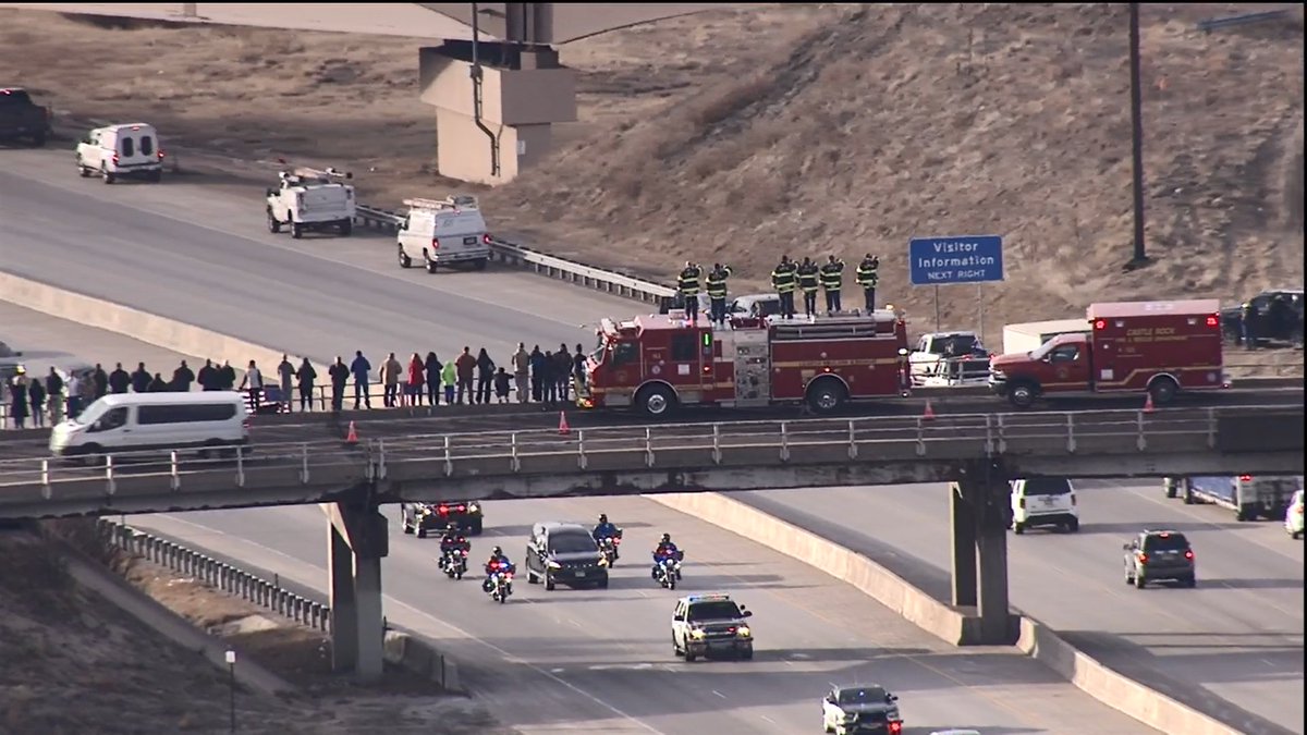 Denver7Traffic's tweet photo. Powerful image of the processional on I-25. #RememberParrish https://t.co/WHQjjwMem2