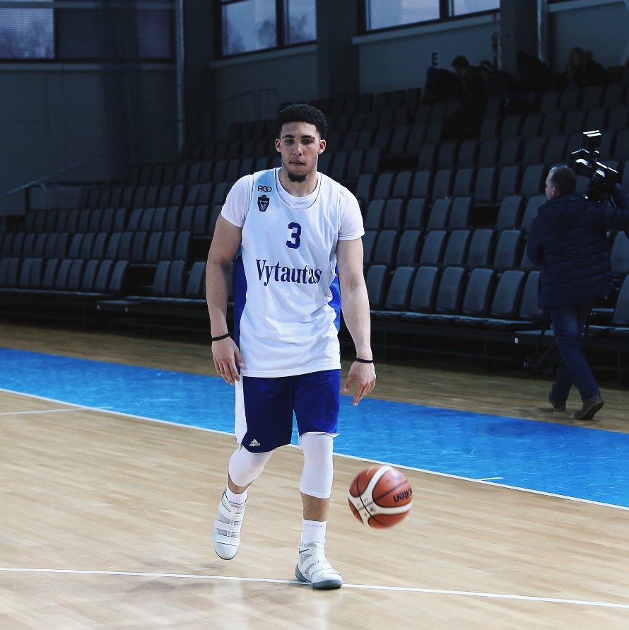 Ball In The Family on Twitter "First look at the Ball brothers in