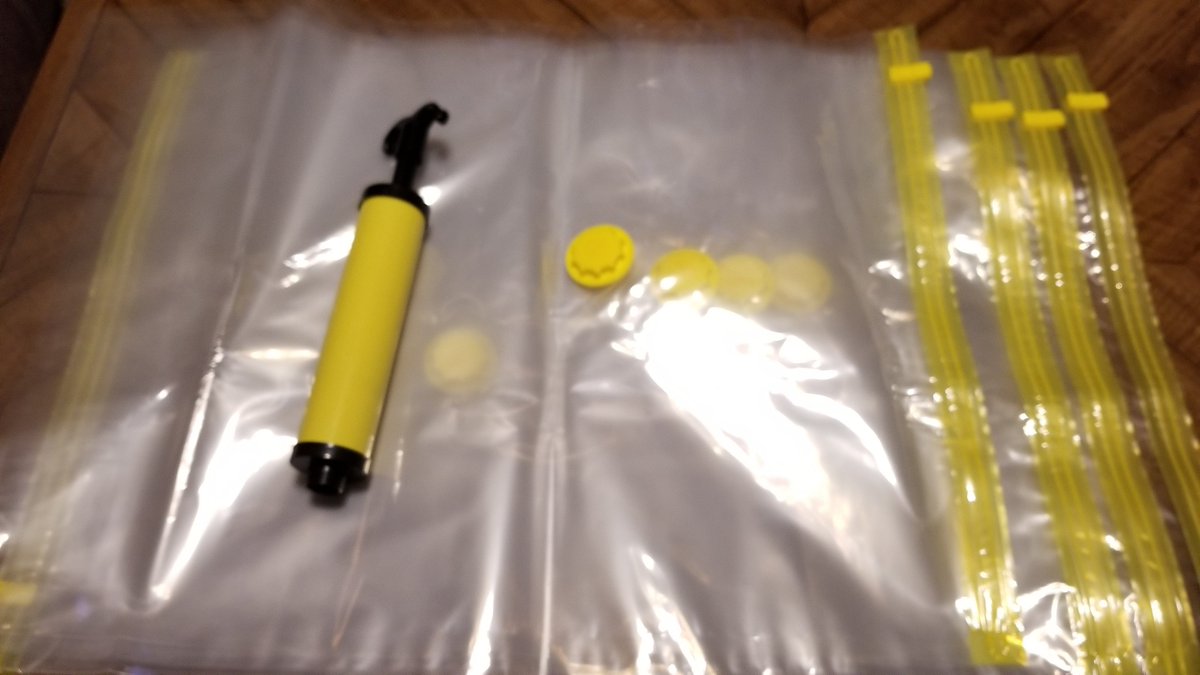 DSSC_Coach's tweet image. I am addicted to stuffing things in #spacesaverbags and watching them go flat! It is amazing how small they can get and how much more you can store!  amzn.to/2CHWiGJ
#HG20